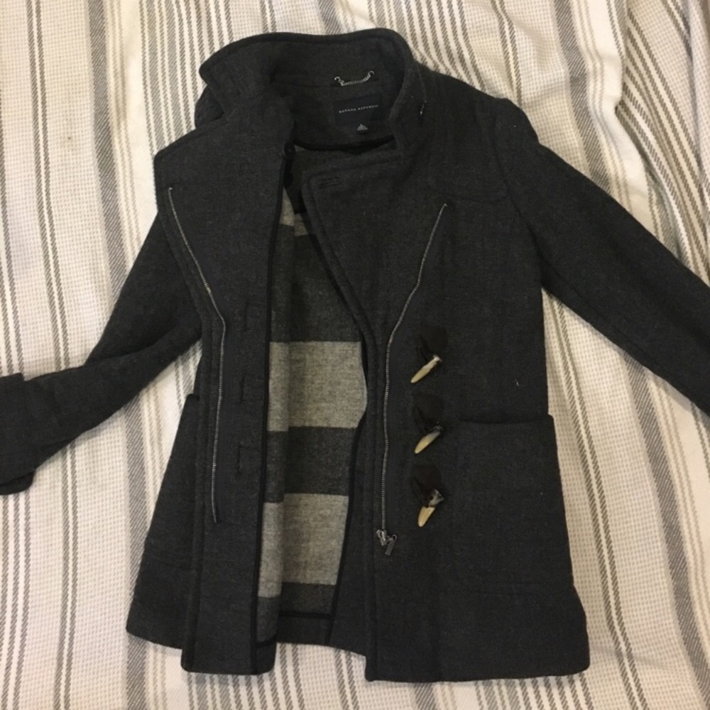 BR wool toggle coat